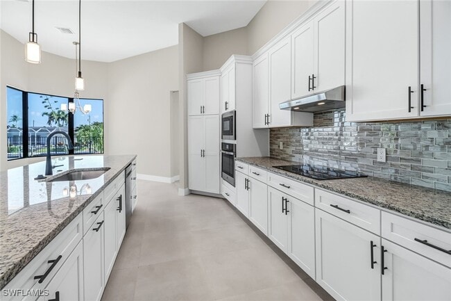 Building Photo - 155 SW 51st Terrace