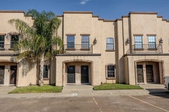 Building Photo - 8216 Casa Verde Rd