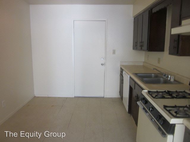 Foto del edificio - 1629 E Douglas Ave