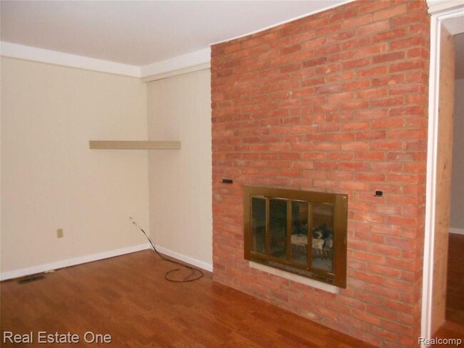 Building Photo - 3541 Tothill Dr