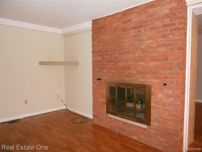 Foto del edificio - 3541 Tothill Dr