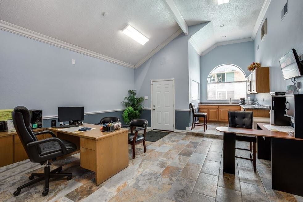 Foto del edificio - 2920 Sycamore School Rd