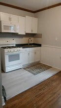 Kitchen - 734 Auburn Ave