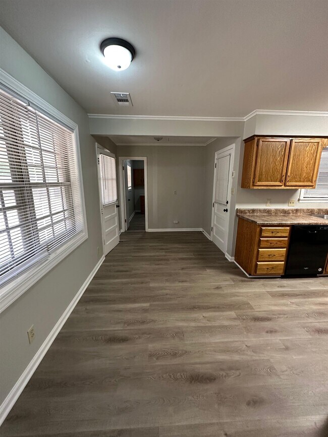 Building Photo - 2760 Bragg Ln