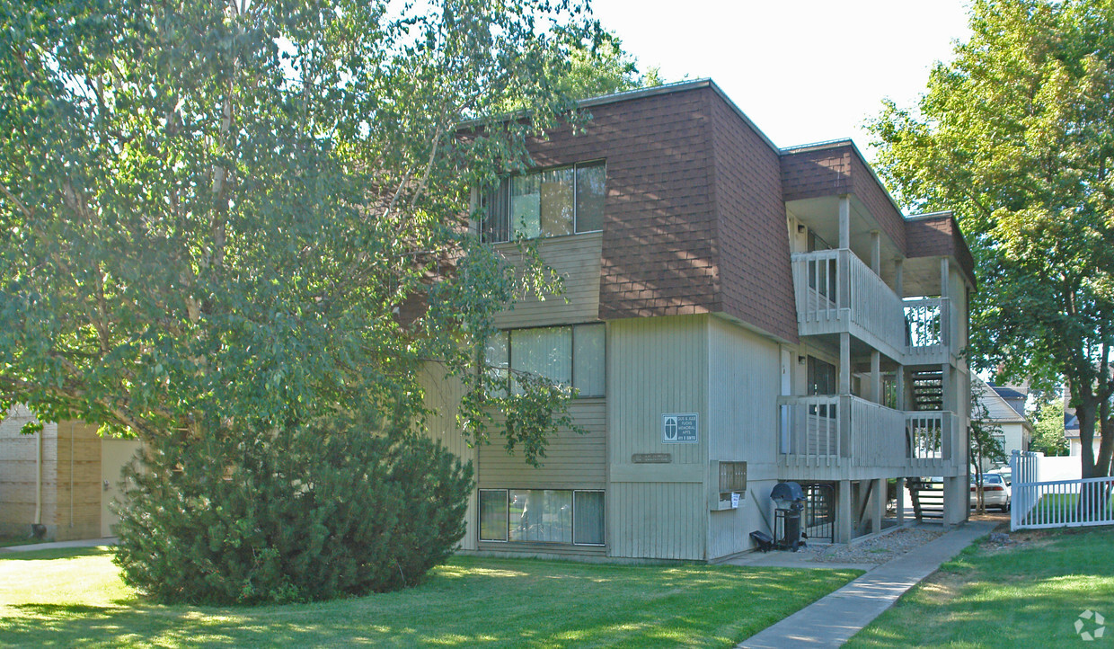 Primary Photo - 411 E Sinto Ave
