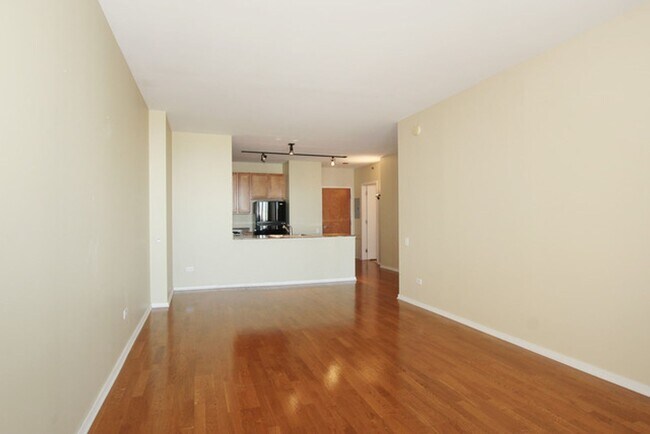 Foto del edificio - West Loop Beautiful 1b unit