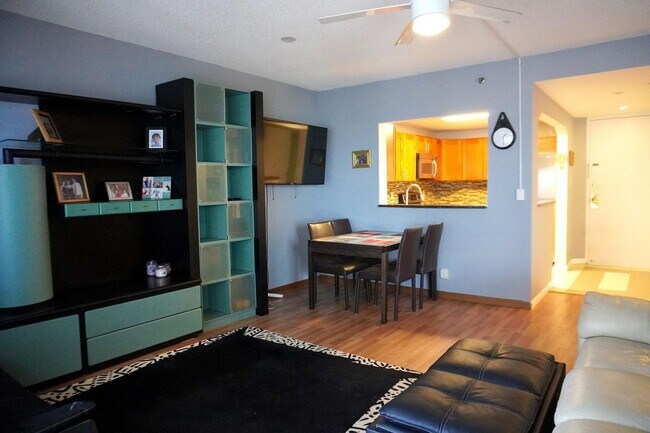Foto del edificio - 3101 Boardwalk-2402A1-2402A1