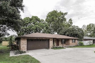Building Photo - 34139 Radio Rd