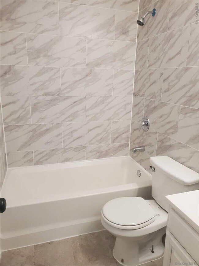 Foto del edificio - 111-28 159th St