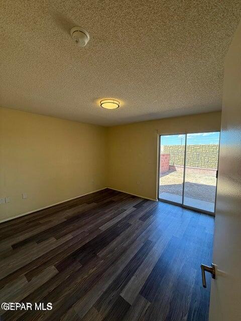 Foto del edificio - 3635 Waterspring Way