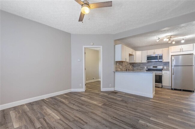 Foto del edificio - 539 S Monroe St