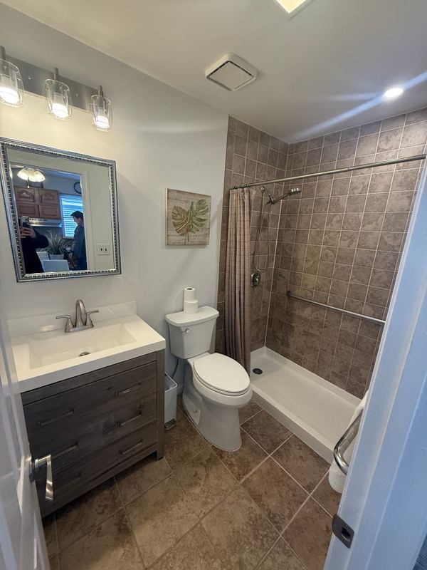 Building Photo - 83 Beecher Rd