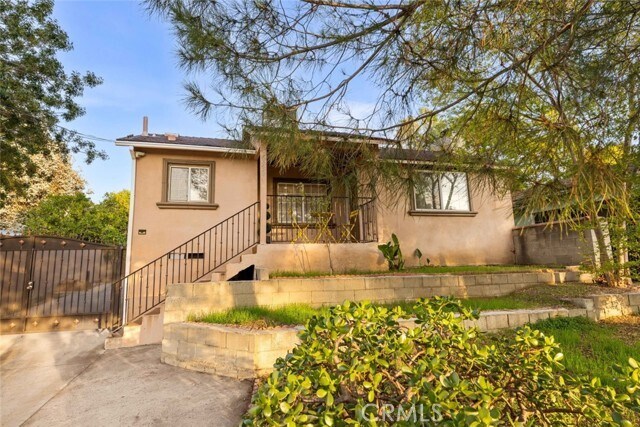 Foto del edificio - 10554 Plainview Ave