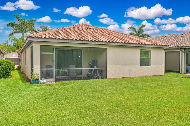 Building Photo - Single Family Home in Reflection Isles!
