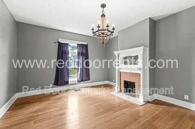 Building Photo - 2037 Bellefontaine St