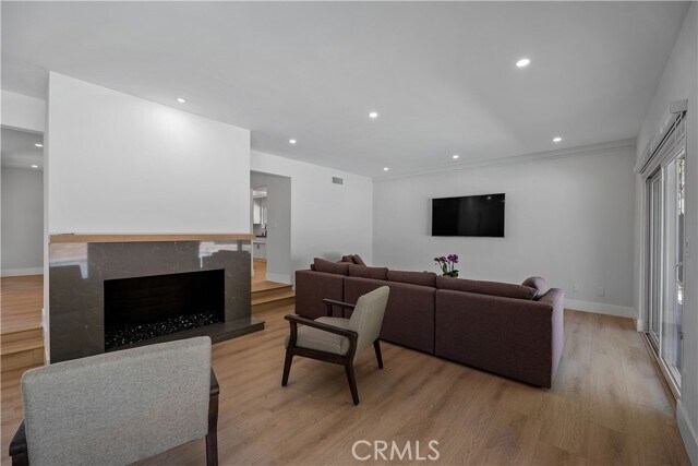 Foto del edificio - 4240 Kingfisher Rd