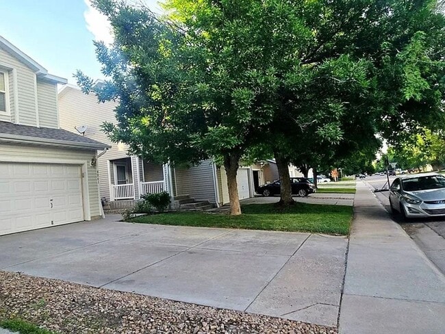 Building Photo - 3BR/2.5BA Englewood House, Cherry Creek Sc...