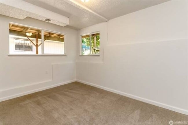 Foto del edificio - 30240 7th Ave S