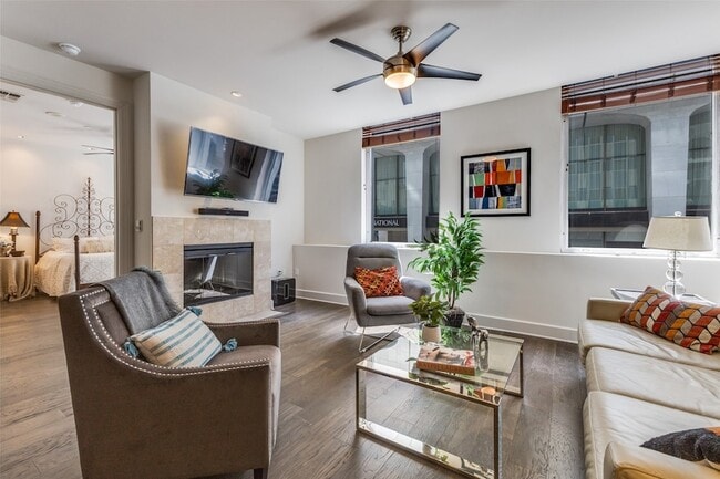 Photo - 1505 Elm St Apartment