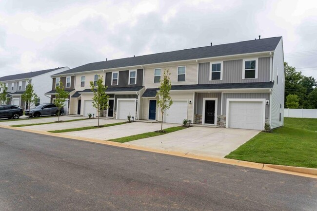 Building Photo - 173 Randwick Ln