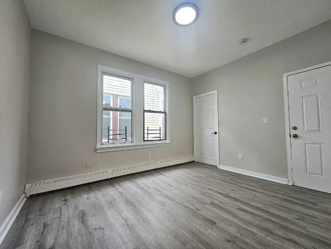 Foto del edificio - 137 Wilkinson Ave