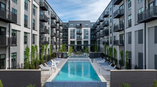 Building Photo - Aventon Annapolis