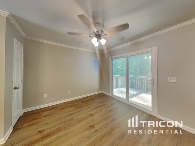 Building Photo - 409 Water Oak Way SW