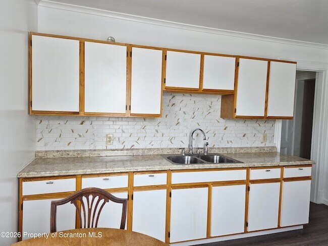 Foto del edificio - 109 Salem Ave