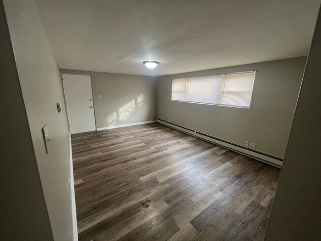 Building Photo - 1548 S 61st Ct