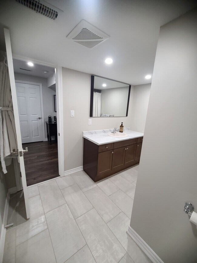 Building Photo - 89 Tysonville Cir