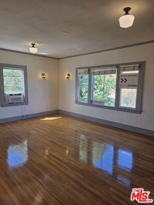 Building Photo - 1275 N Wilton Pl