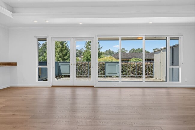 Building Photo - 79 Del Mesa Carmel