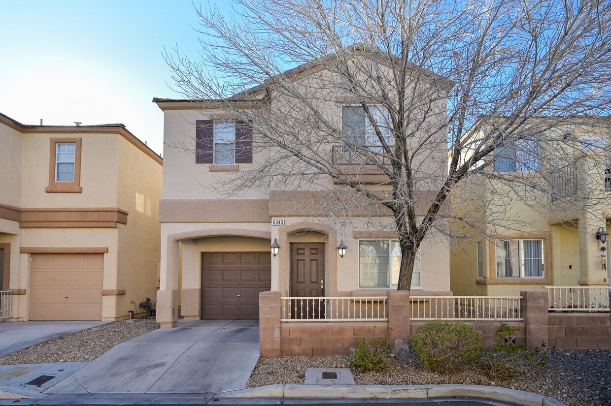 Primary Photo - SW!! Near Summerlin!! 3 Bedroom, 2.5, All ...