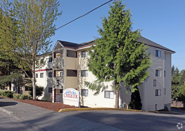 Building Photo - The Overlook