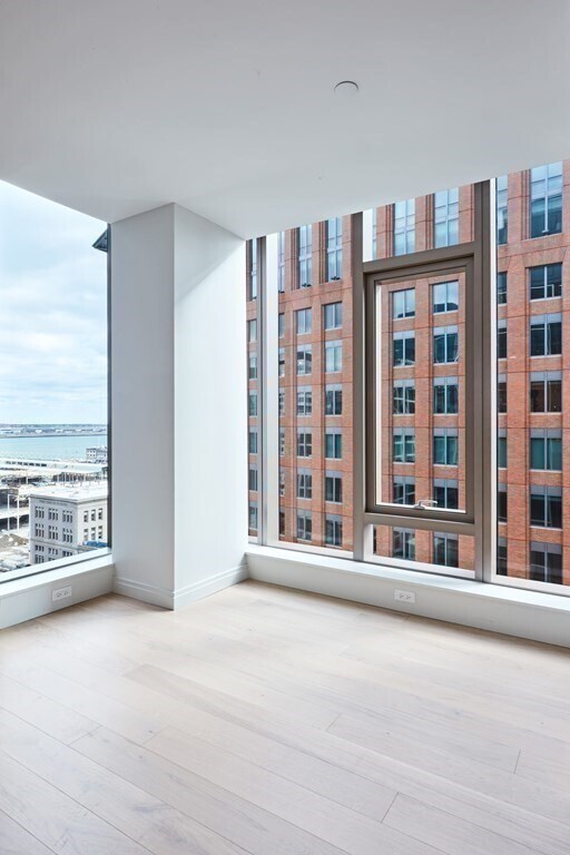 Foto del edificio - 135 Seaport Blvd