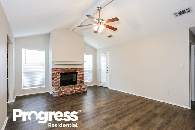 Foto del edificio - 7320 Laurelhill Ct S