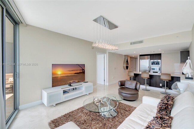 Foto del edificio - 17001 Collins Ave