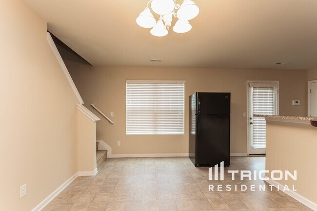Building Photo - 4848 Magnasco Ln