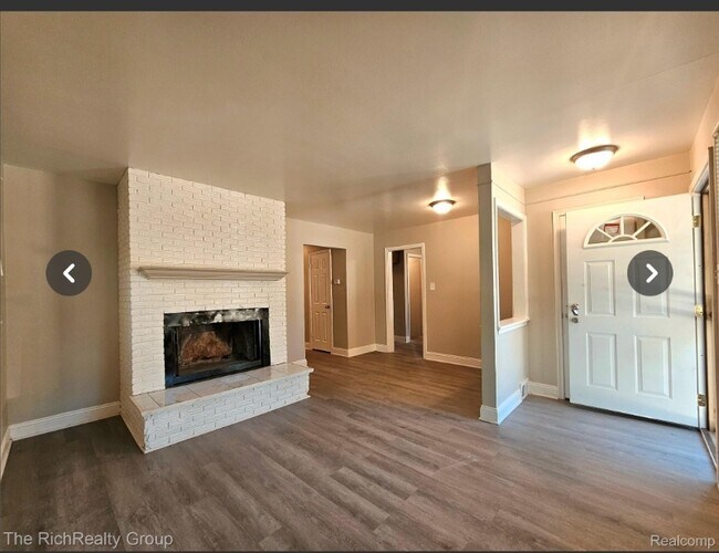 Foto del edificio - 28951 Hazelwood St
