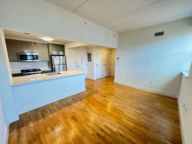 Foto del edificio - 310 Clarkson Ave