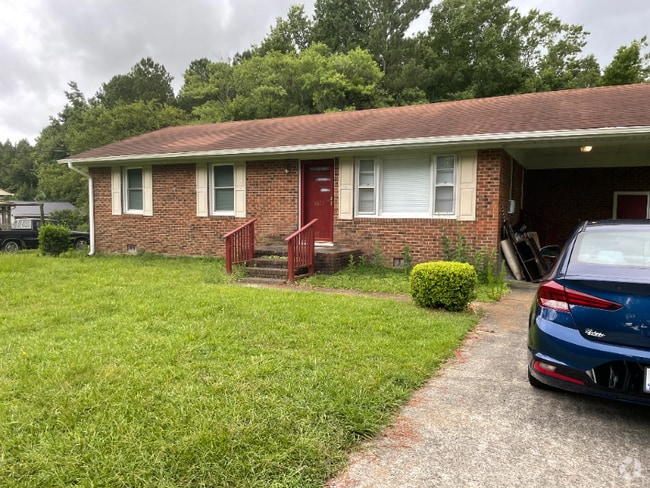 Building Photo - 5611 Stantonsburg Rd