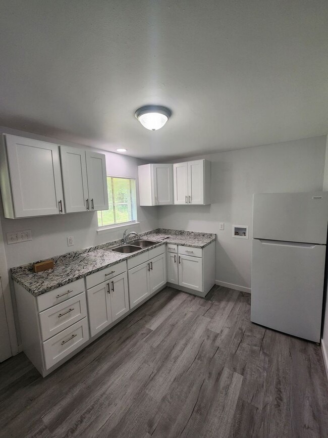 Chapel Hill/2BR Brookside Condo - Chapel Hill/2BR Brookside Condo