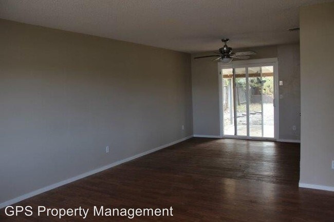 Building Photo - 2 br, 1 bath House - 8638 Hummingbird Way