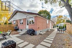 Building Photo - 323 Kerswell Dr
