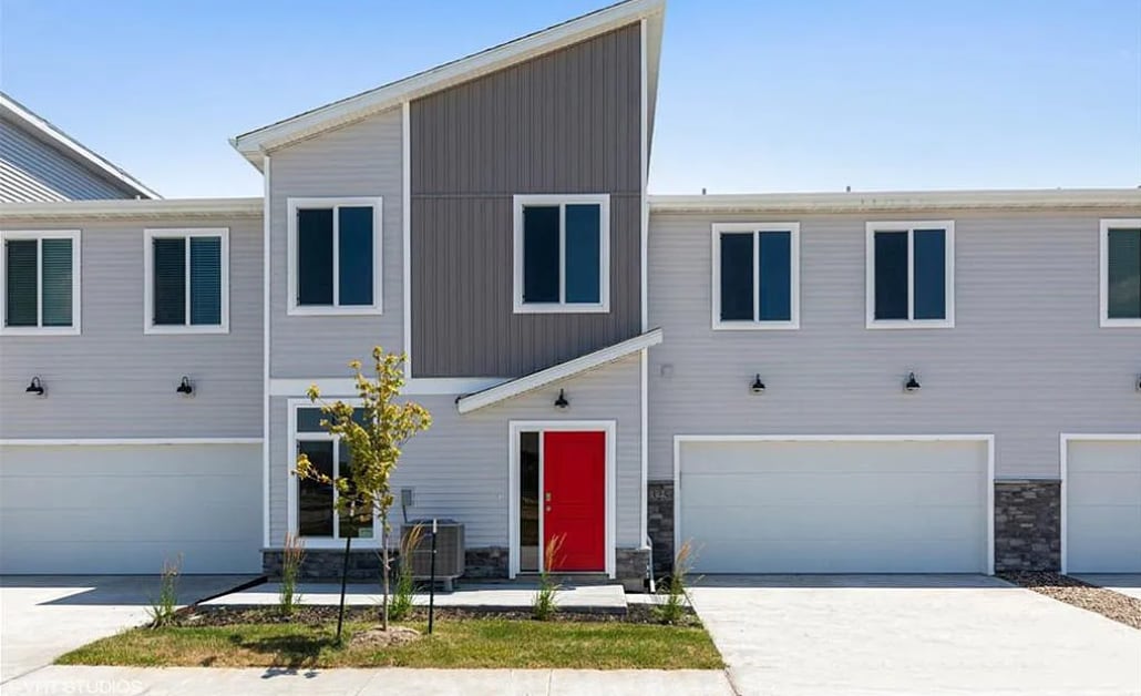 9574 Crowning Dr, Waukee, IA 50263 Townhome Rentals in Waukee IA