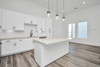 Building Photo - 1507 Robin St