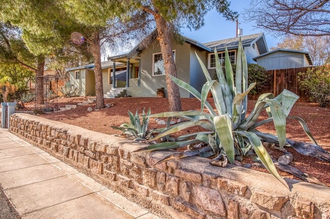 Building Photo - Stunning Turn of the 20th Century Home in ...