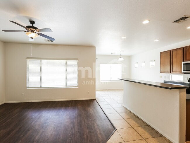 Building Photo - 4208 N 157th Avenue