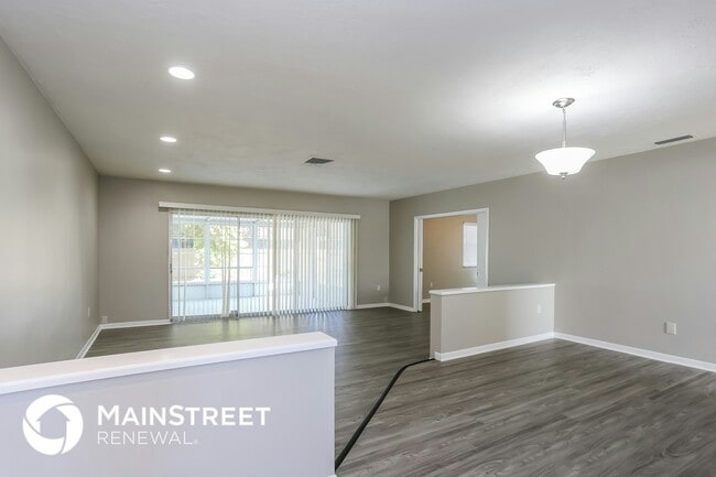 Foto del edificio - 6935 301st Ave N