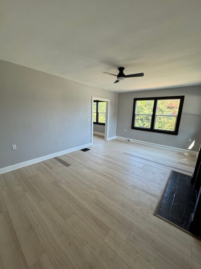 Building Photo - 1536 Bessemer Rd